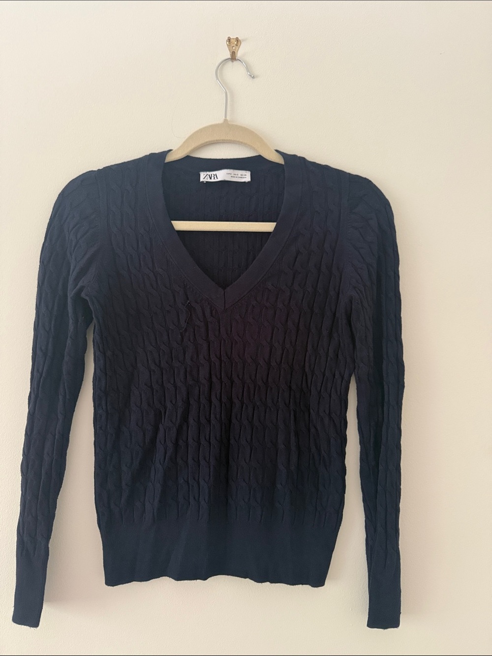 Zara Navy Blue Cable-Knit V-Neck Sweater
